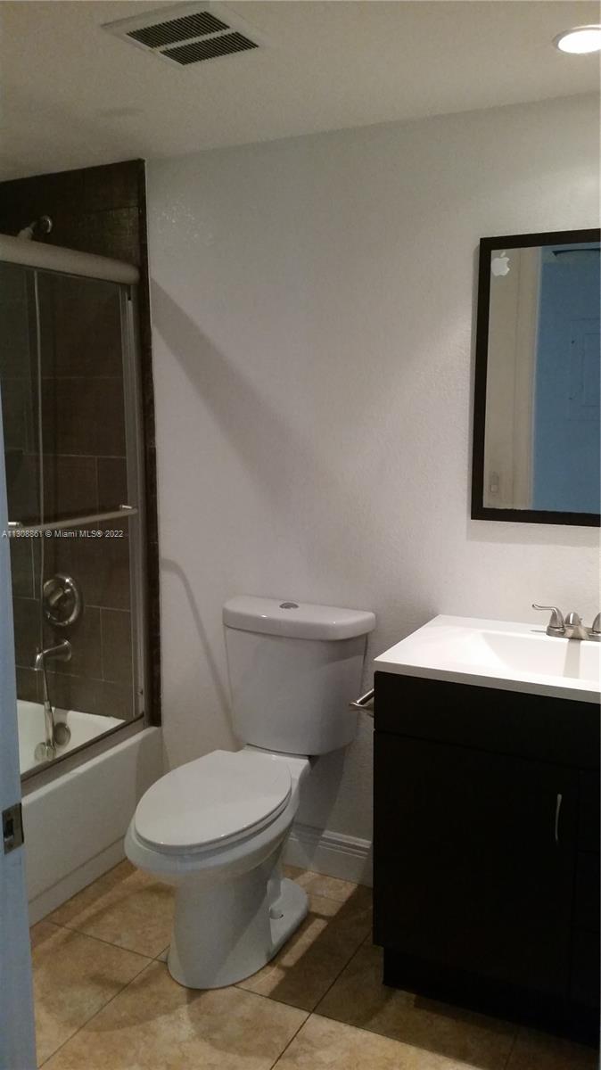 TAMARAC GARDENS CONDOMINI - Residential Lease