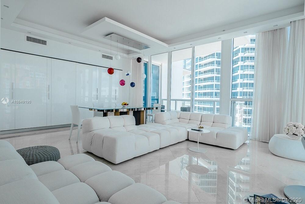 CONTINUUM ON SOUTH BEACH - Residential