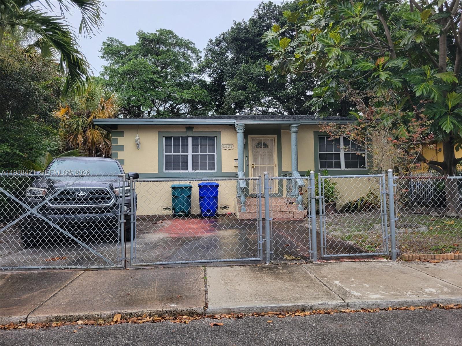 Great Opportunity for First-Time Buyers, Down-Sizers, or Investors! Don’t miss this incredible chance at homeownership! This charming, well-maintained 2-bedroom home is move-in ready and full of potential. Enjoy the  large living room space, separate dining room, and sitting area.  Centrally located near Schools, Shops and Much more! Priced to sell, this is the opportunity you’ve been waiting for - schedule your showing today!