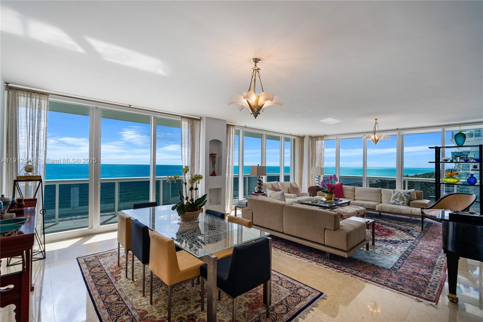 SOLIMAR CONDO - Residential