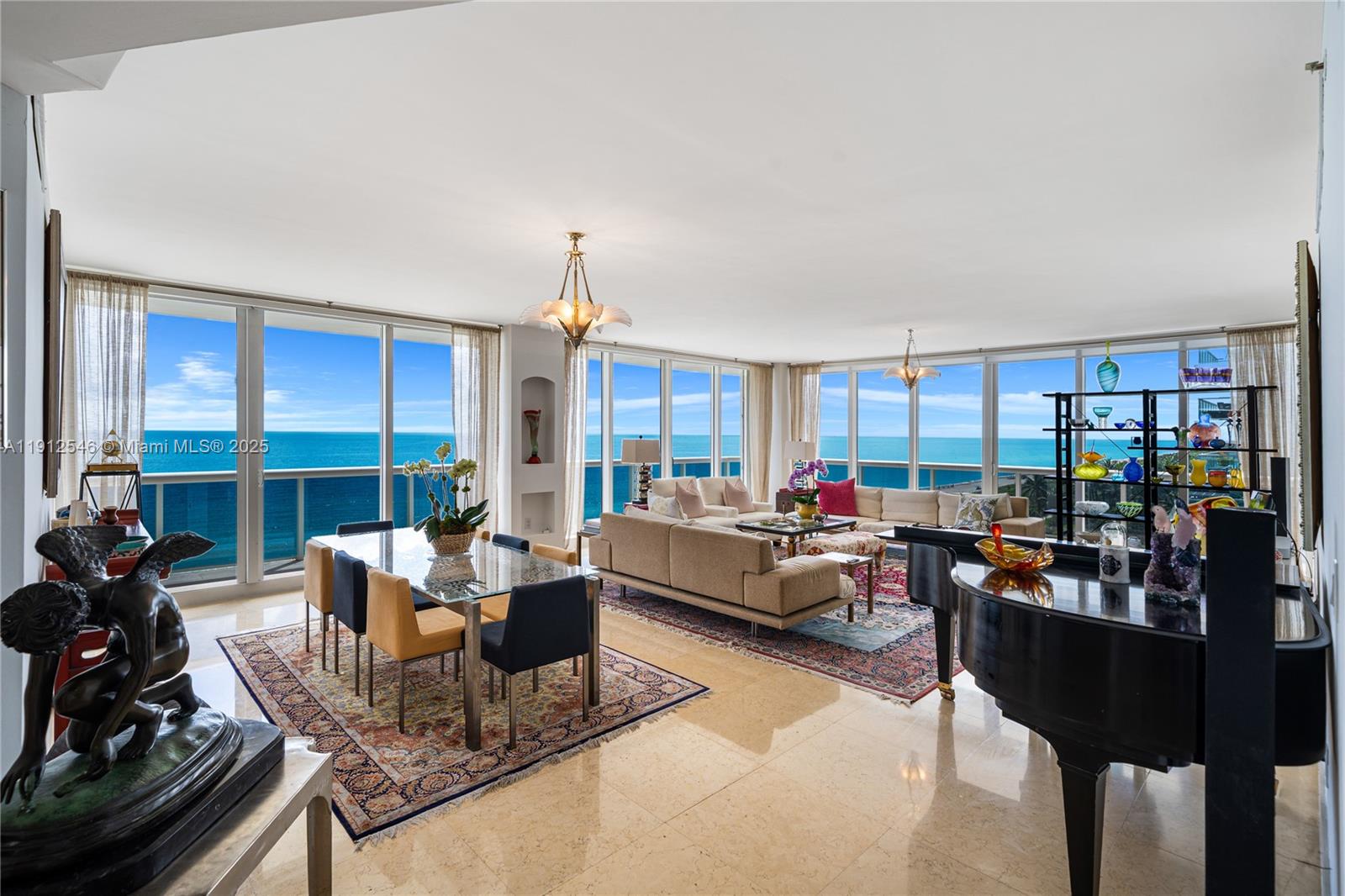SOLIMAR CONDO - Residential
