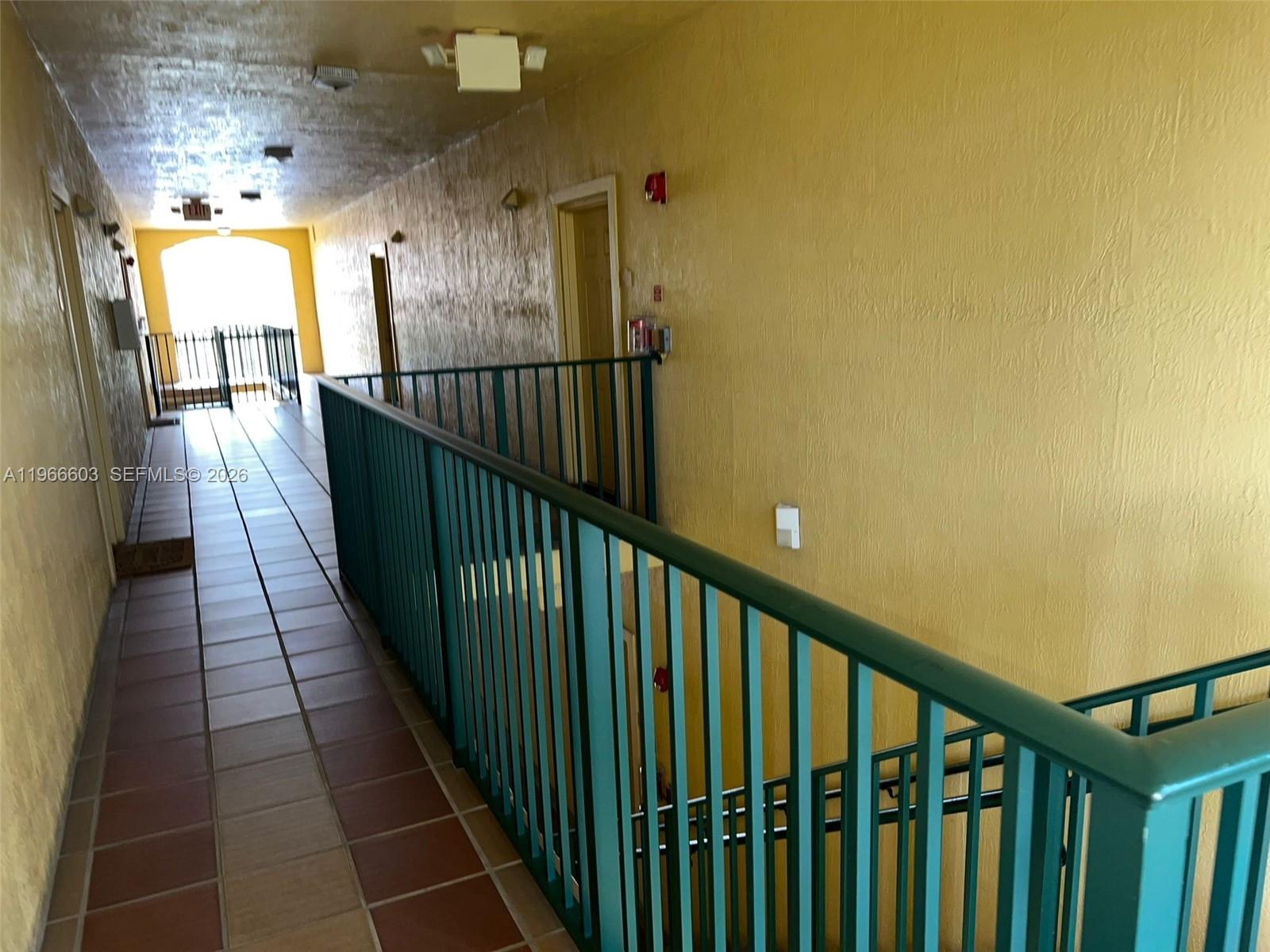 PALM GARDENS AT DORAL CON - Residential