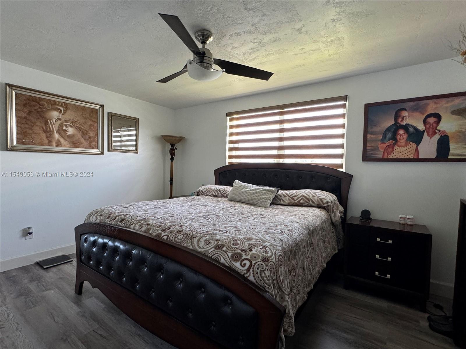 LAKESHORE CONDO #5 - Residential