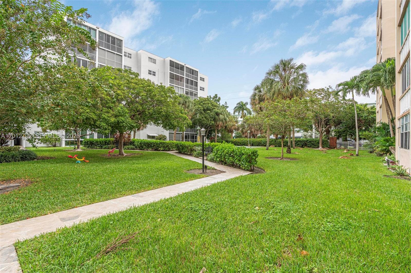 MEADOWBROOK TOWERS CONDO - Residential