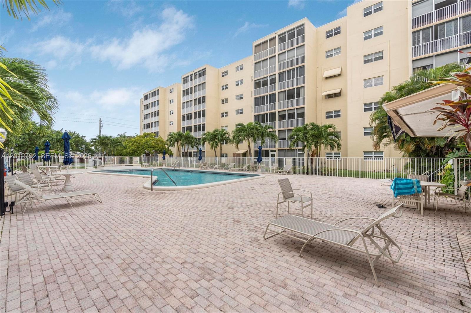 MEADOWBROOK TOWERS CONDO - Residential