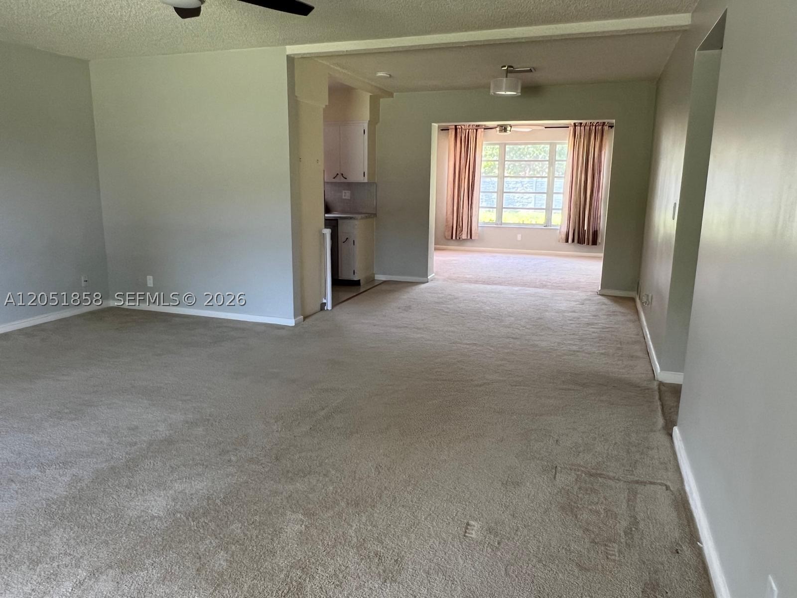 HILLSIDE PARK - Residential Lease