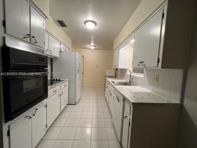 HILLSIDE PARK - Residential Lease