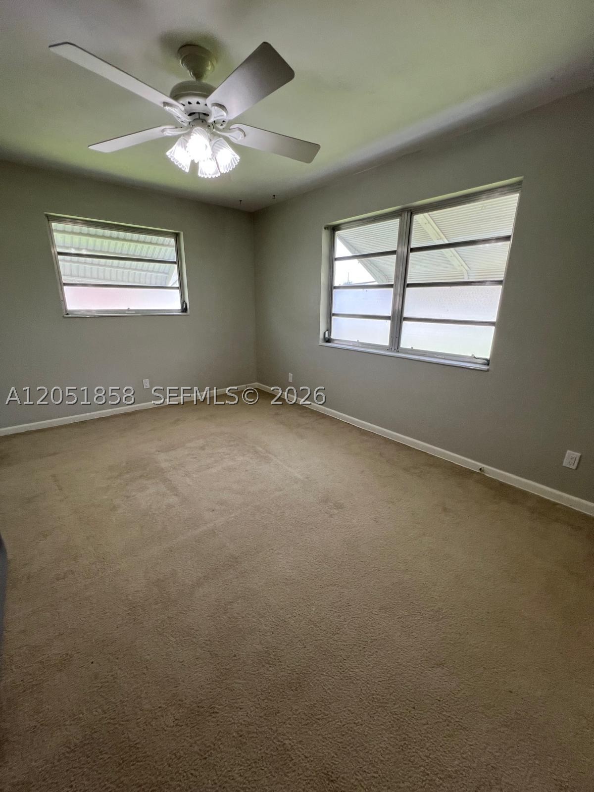 HILLSIDE PARK - Residential Lease