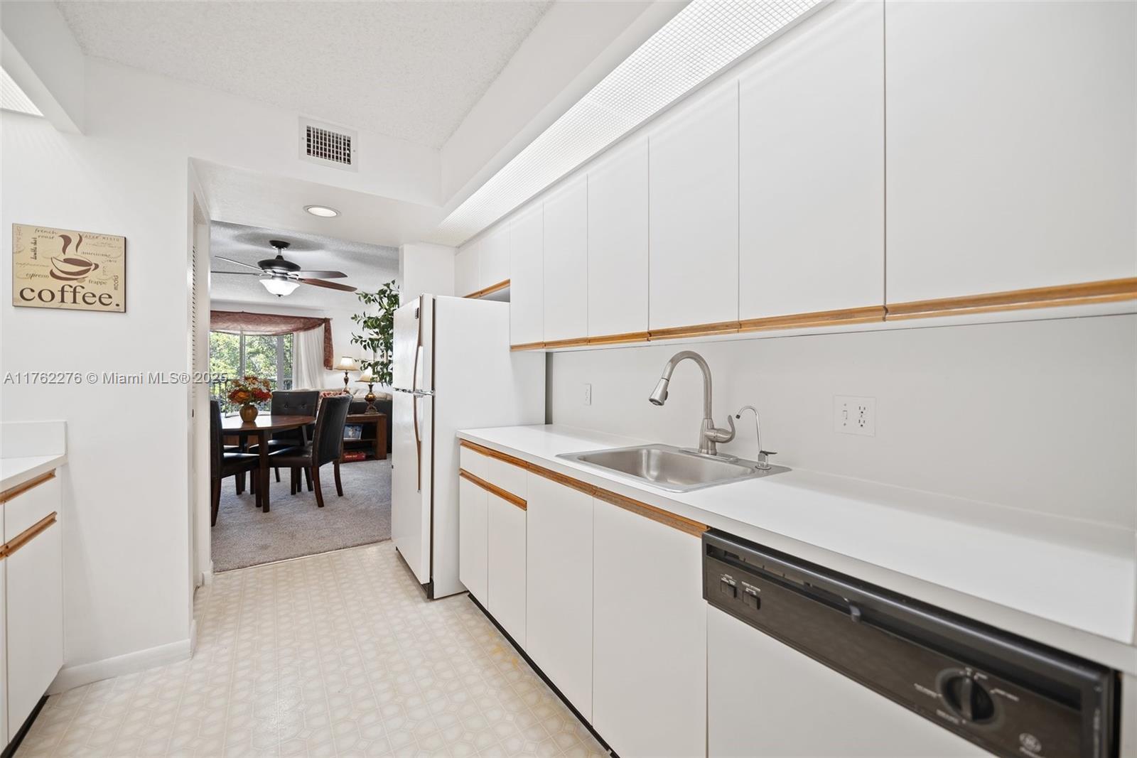 BUCKINGHAM AT CENTURY VIL - Residential Lease