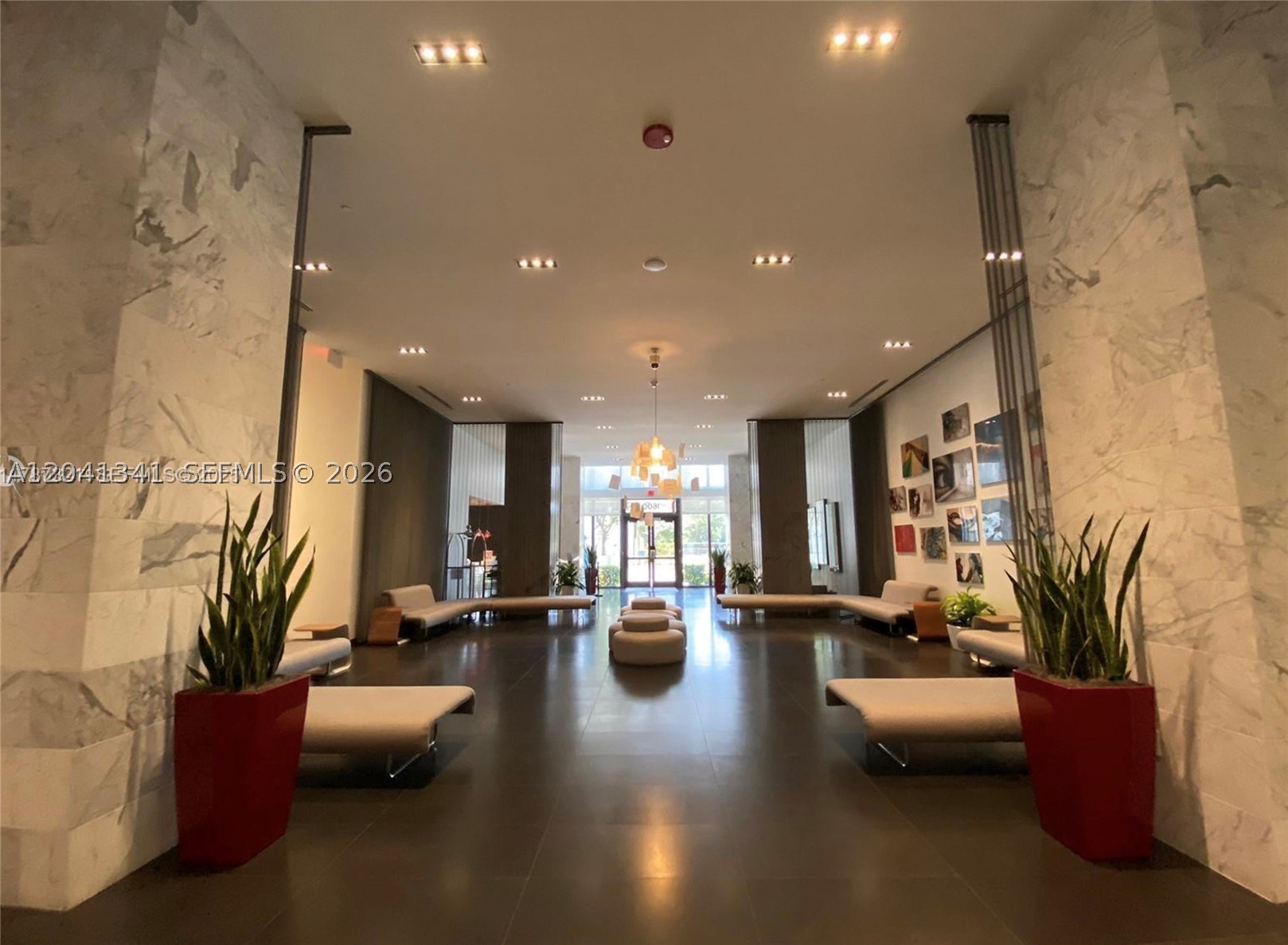 CANVAS CONDO - Residential