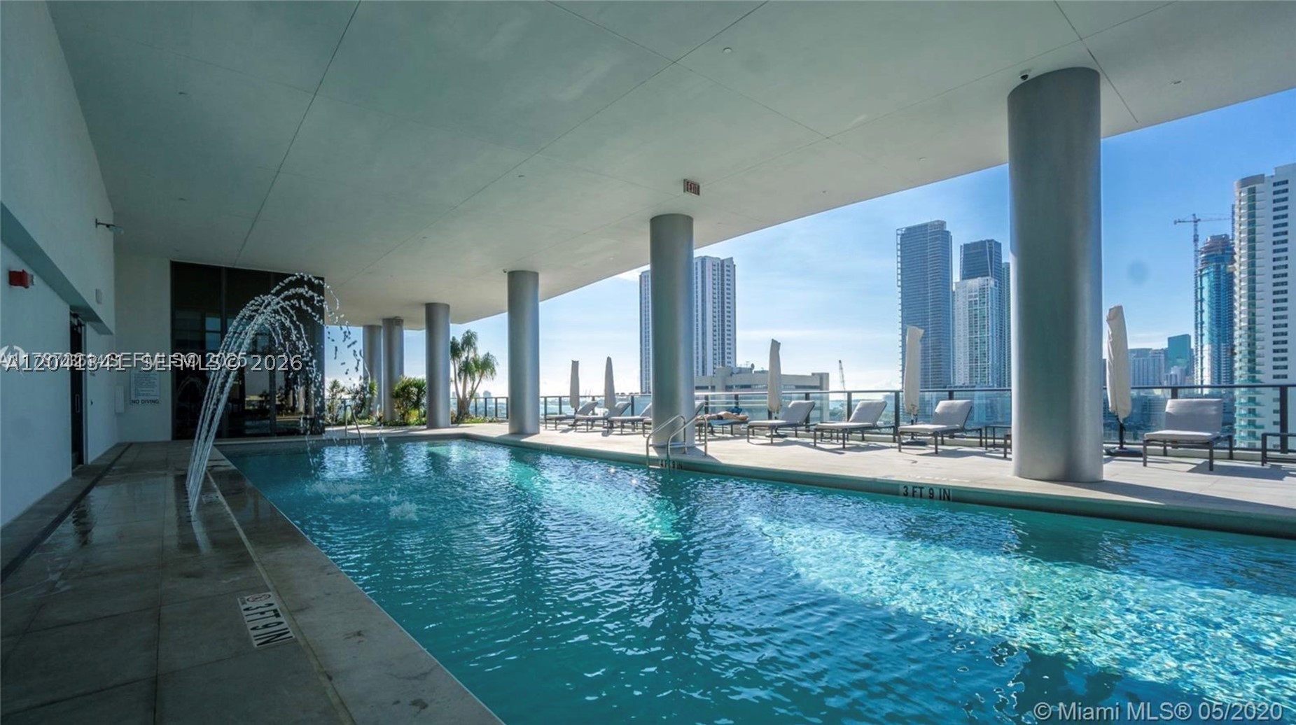 CANVAS CONDO - Residential