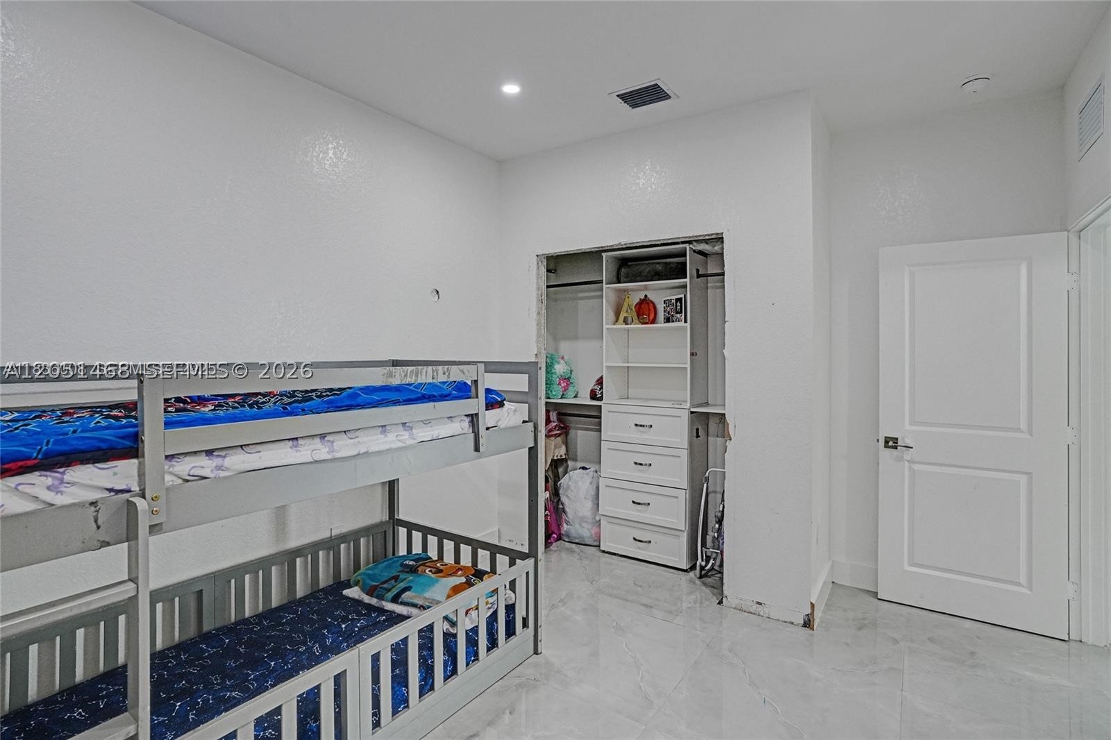 A H AT TURNPIKE SOUTH SEC - Residential
