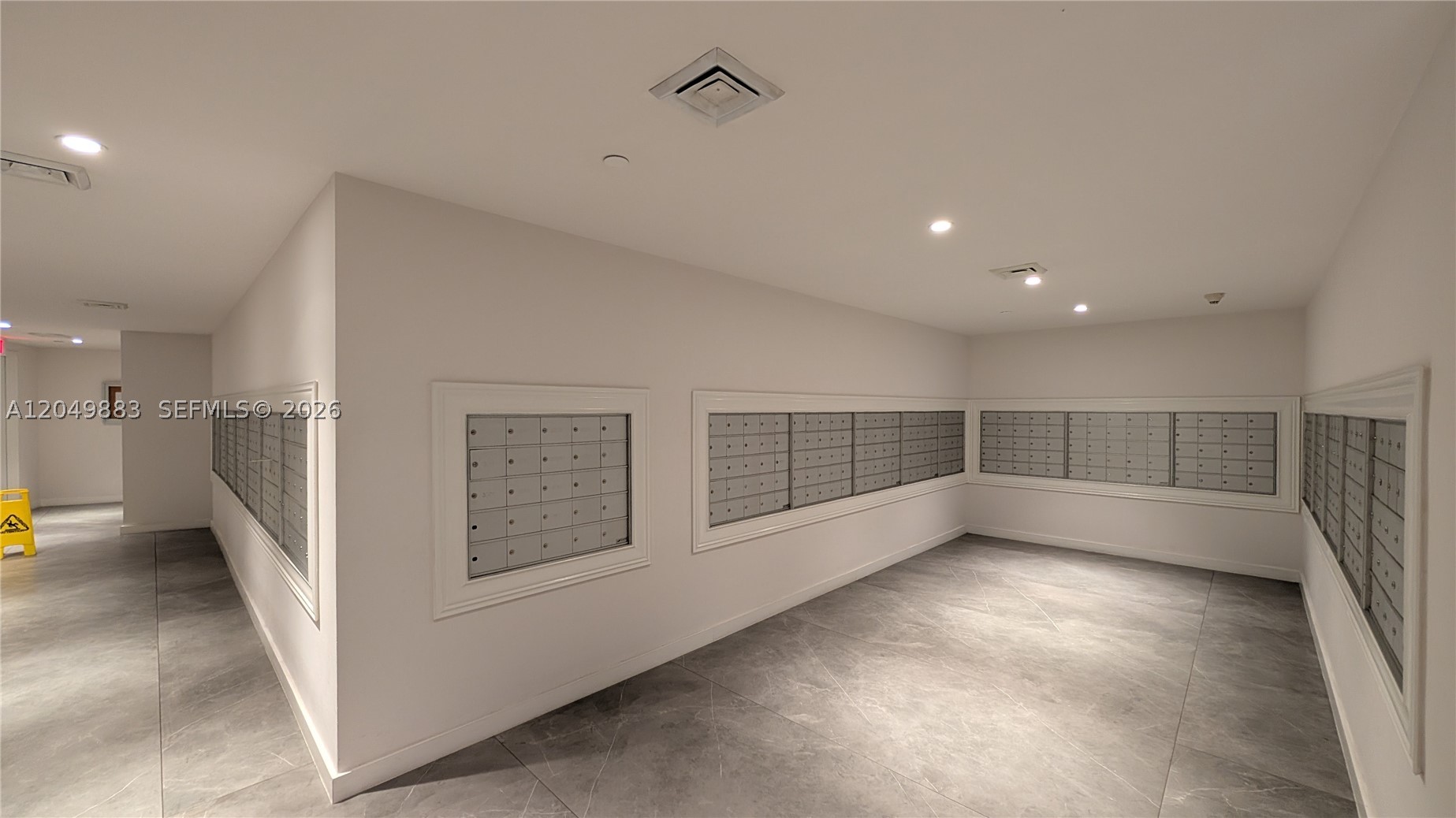 WIND CONDO - Residential
