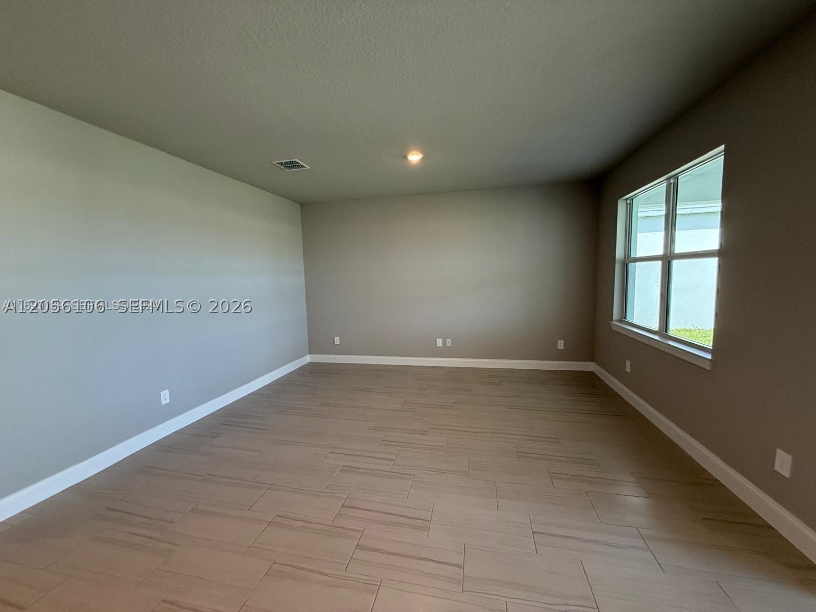 AZALEA - Residential