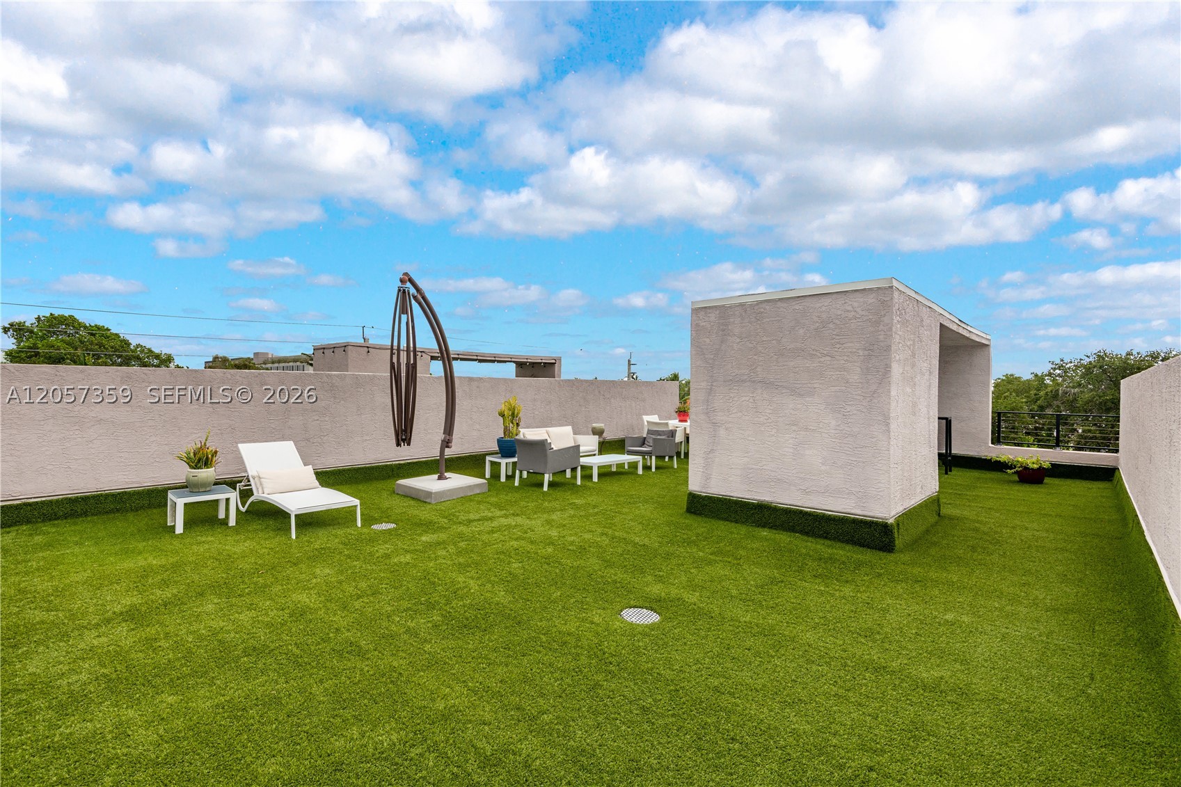 OAKLAND PARK SECOND ADD - Residential