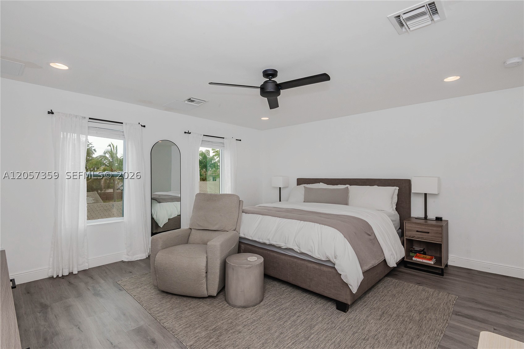 OAKLAND PARK SECOND ADD - Residential