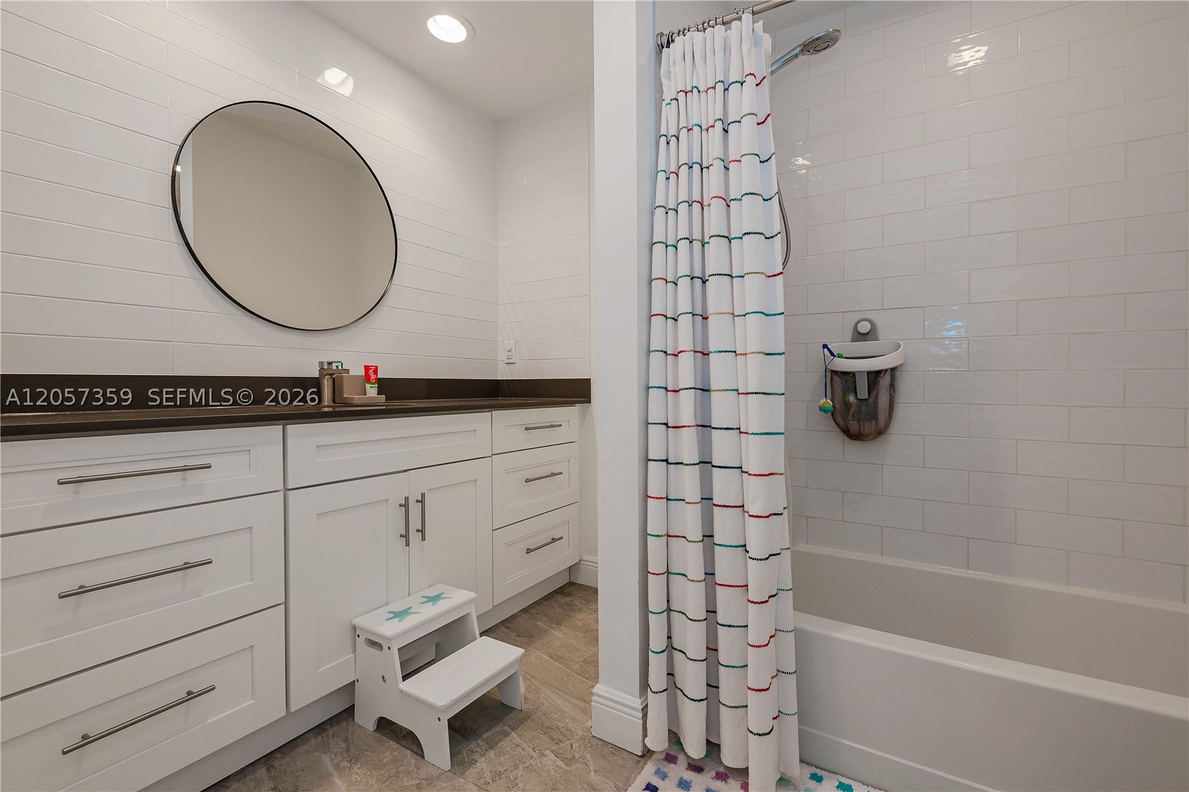 OAKLAND PARK SECOND ADD - Residential