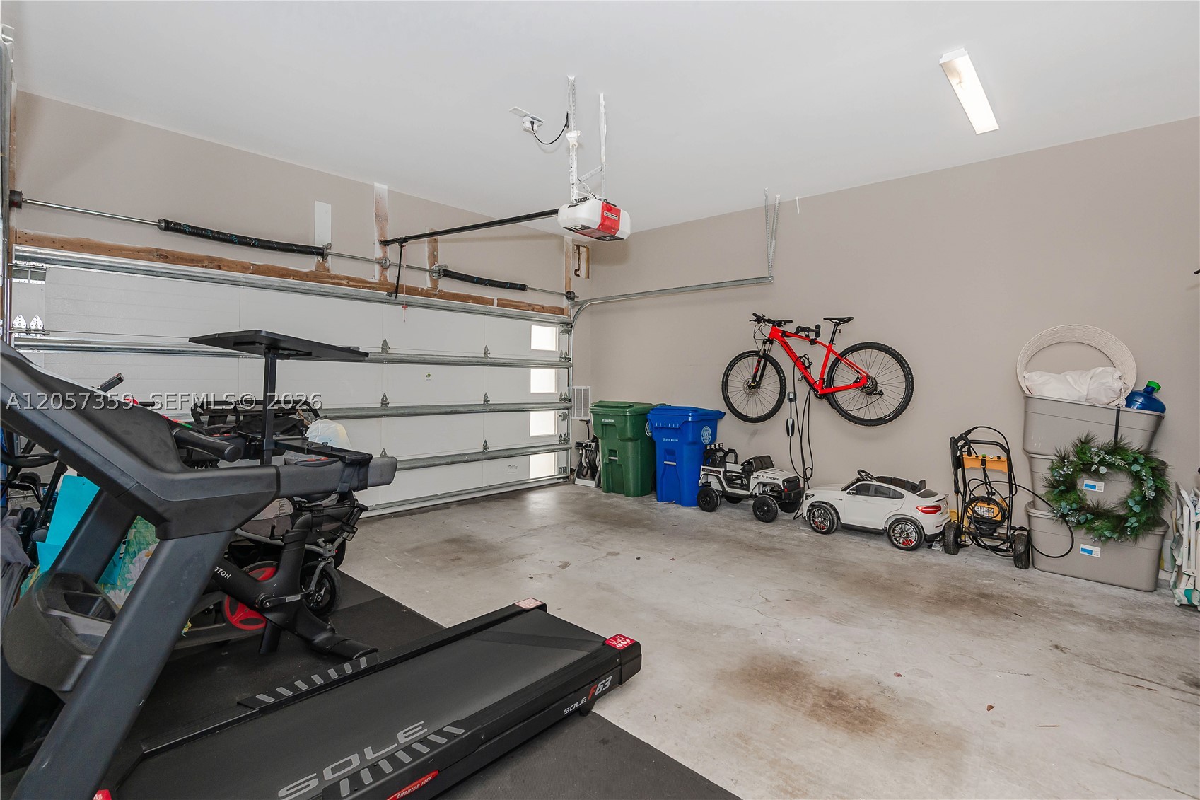 OAKLAND PARK SECOND ADD - Residential