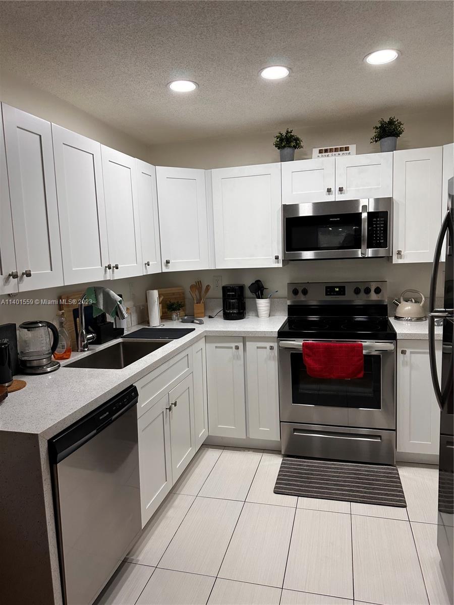 WISPERWOOD VILLAGE CONDO - Residential Lease