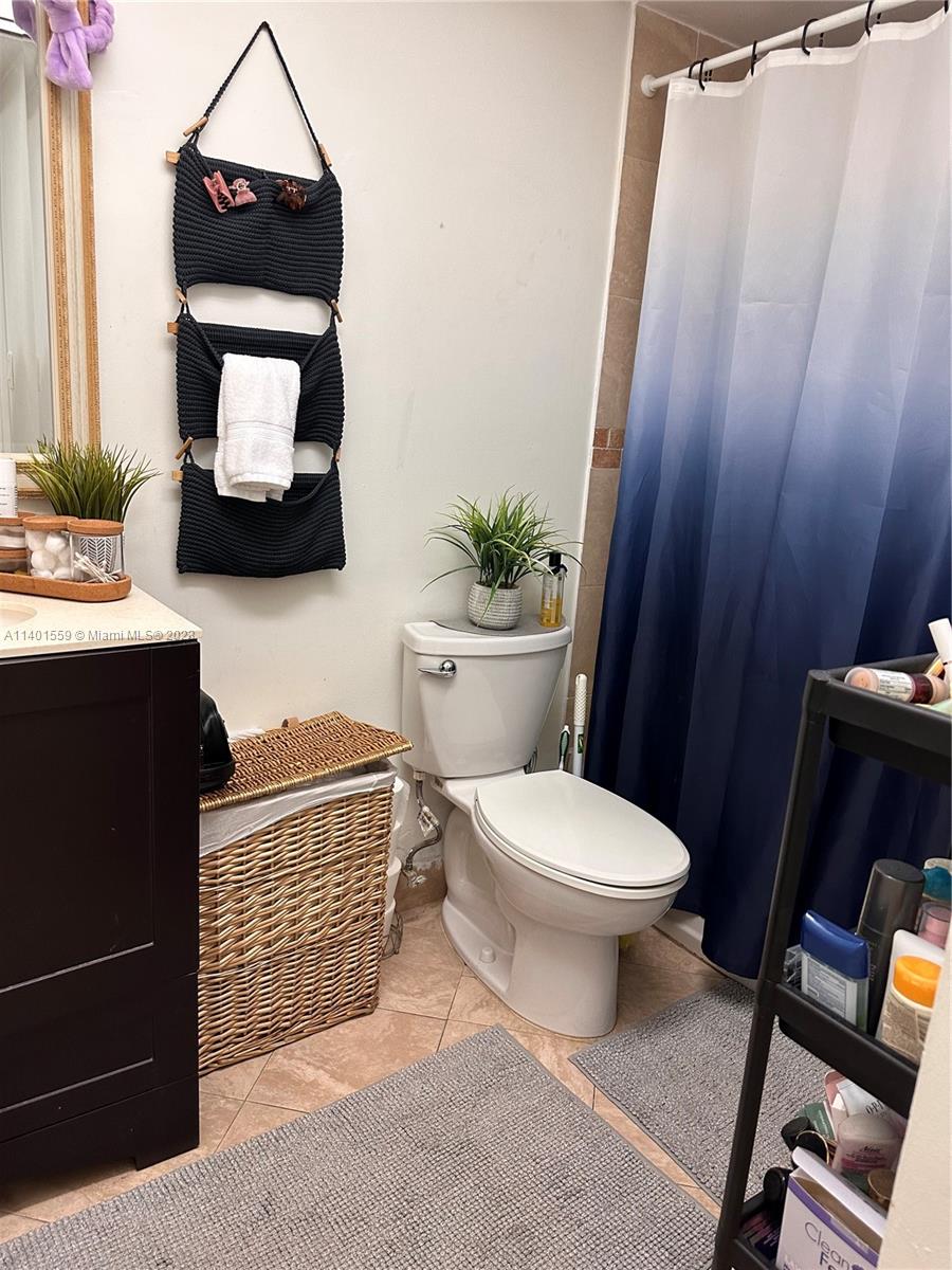 WISPERWOOD VILLAGE CONDO - Residential Lease