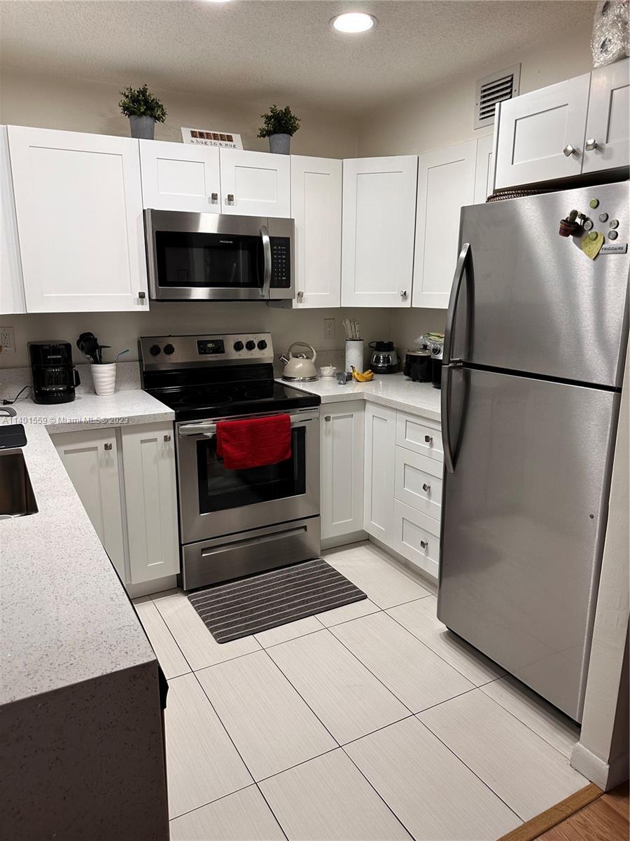 WISPERWOOD VILLAGE CONDO - Residential Lease