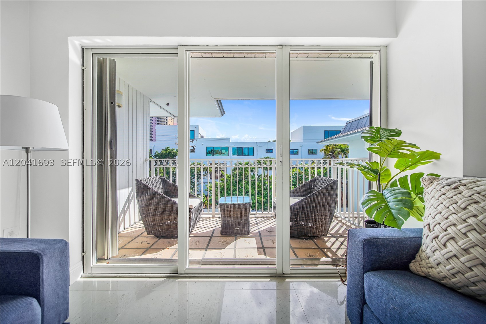 KEY ISLANDER CONDO - Residential Lease