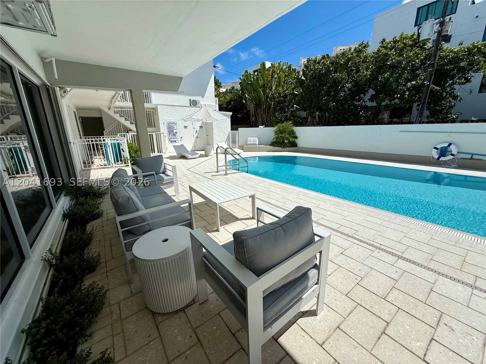 KEY ISLANDER CONDO - Residential Lease