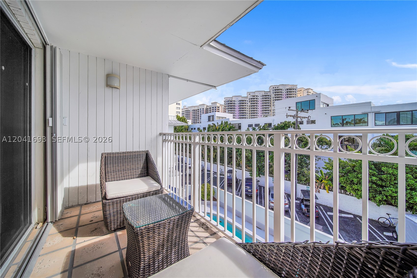 KEY ISLANDER CONDO - Residential Lease