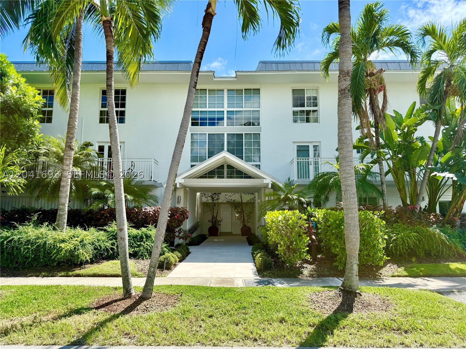 KEY ISLANDER CONDO - Residential Lease