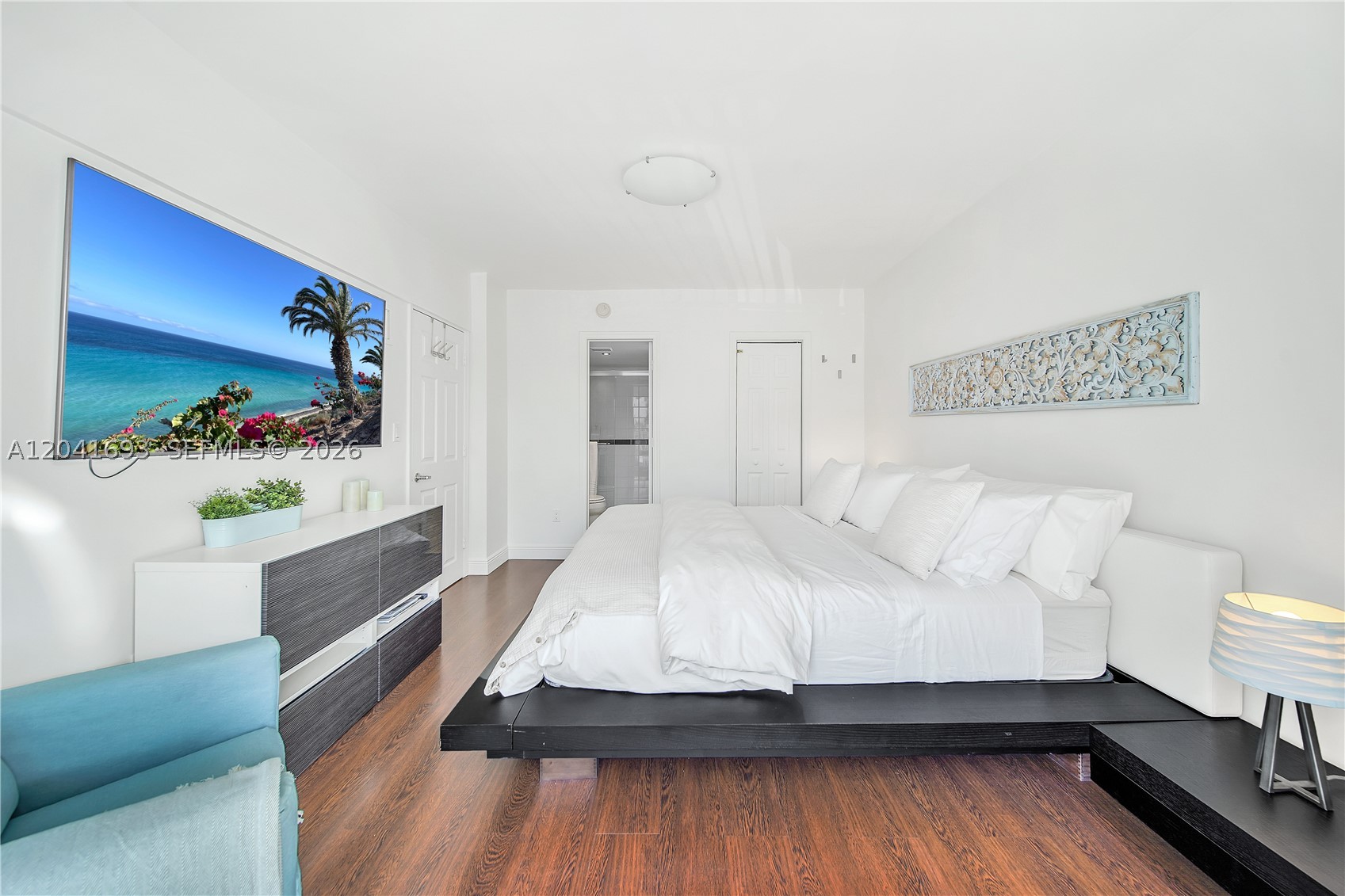 KEY ISLANDER CONDO - Residential Lease