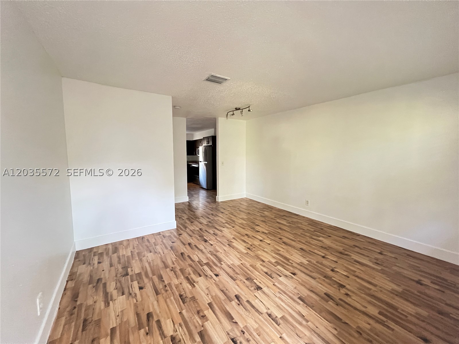 RIVER HIGHLANDS AMEN PLAT - Residential Lease