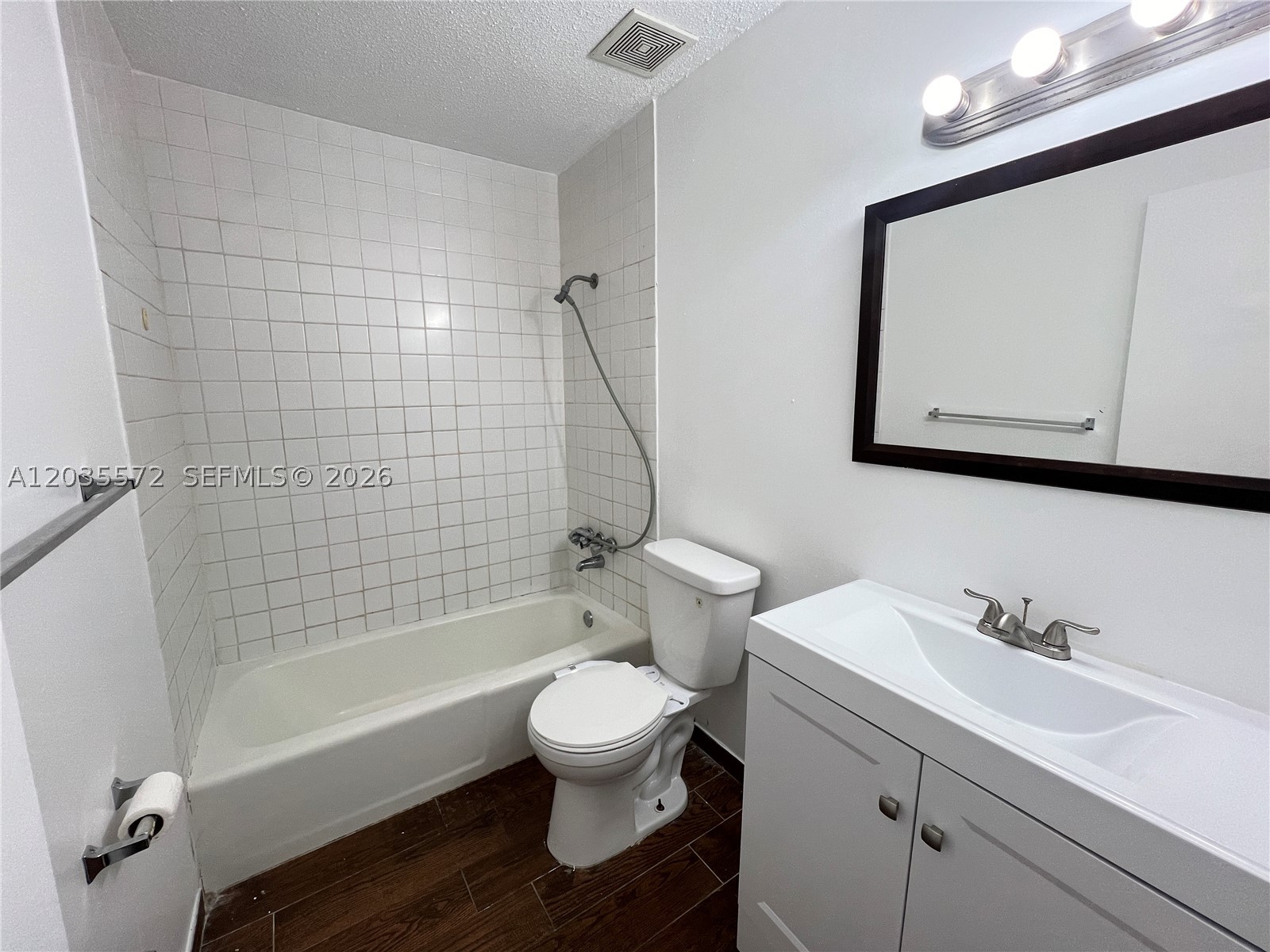 RIVER HIGHLANDS AMEN PLAT - Residential Lease