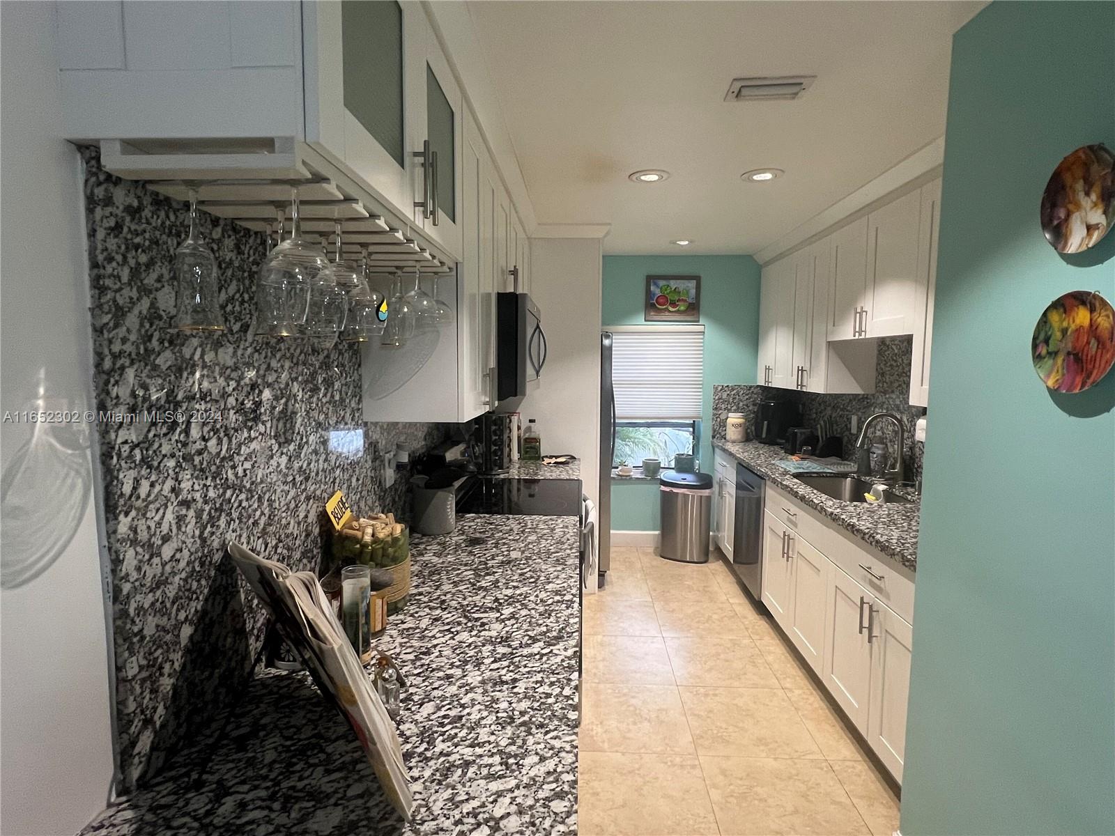 BENT TREE SOUTH - Residential Lease