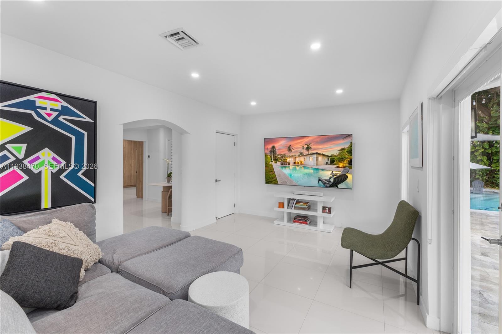 NORTH SHORE CREST - Residential