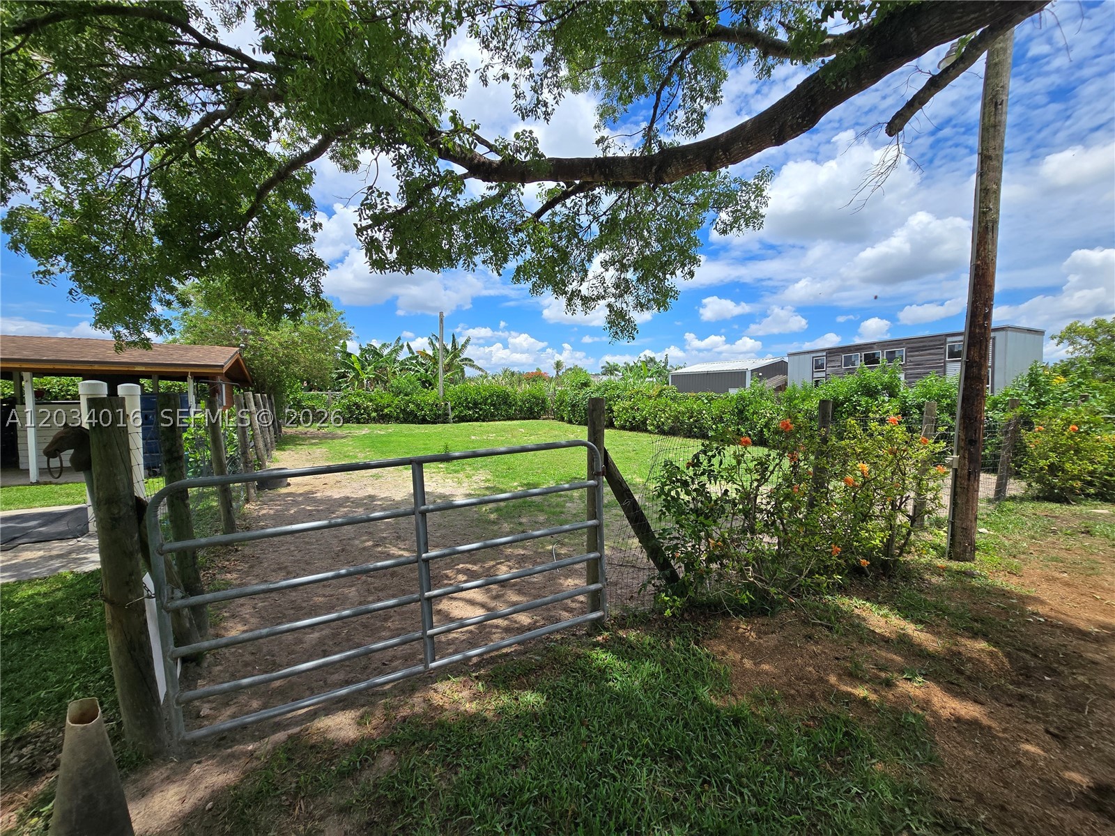 Redland Ranch - Residential