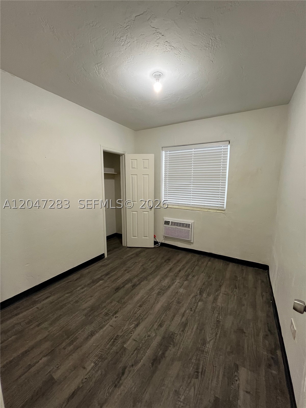 MIAMI NORTH - Residential
