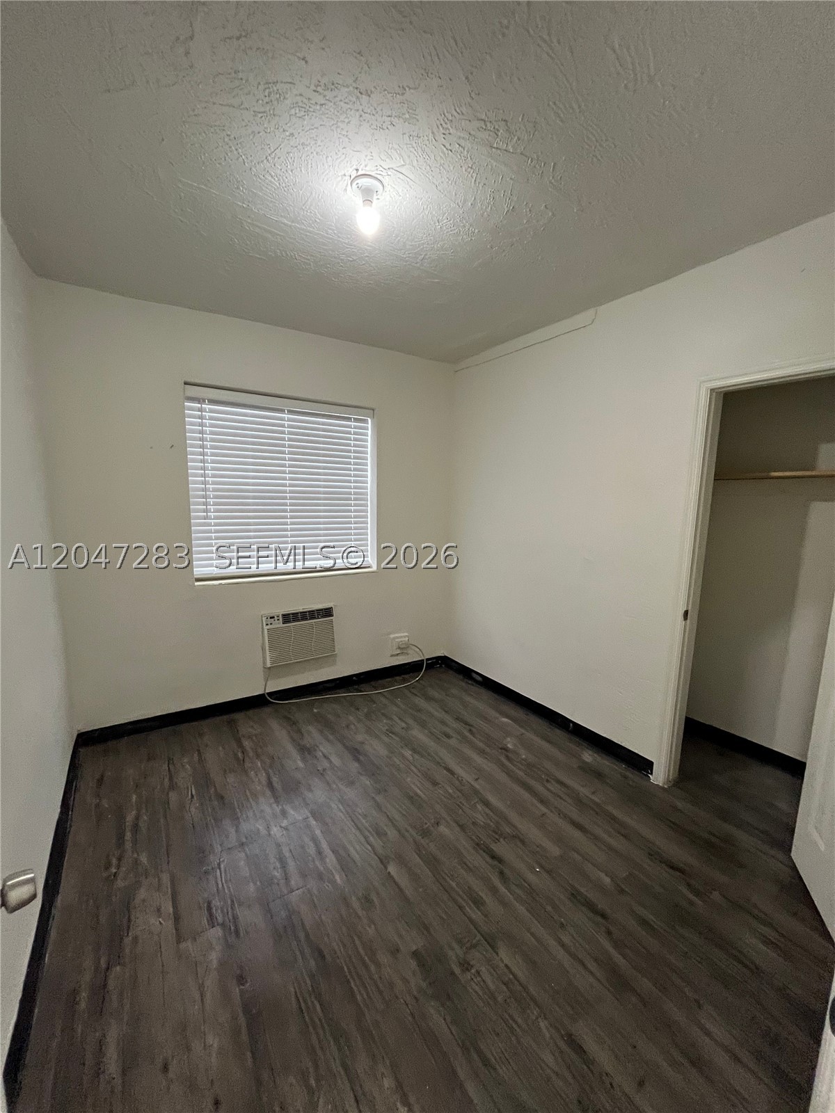 MIAMI NORTH - Residential