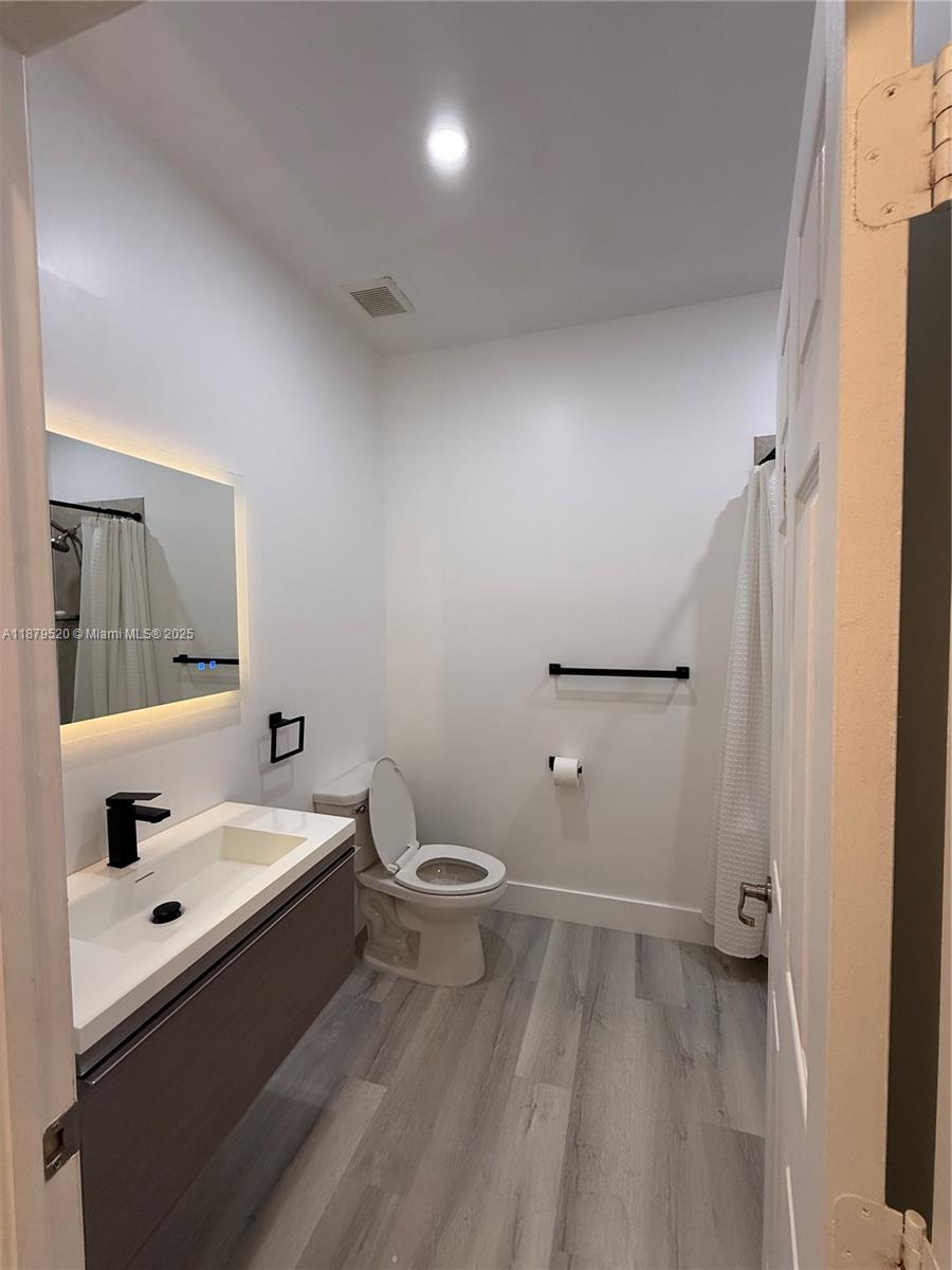 AQUABELLA SECTION ONE - Residential Lease