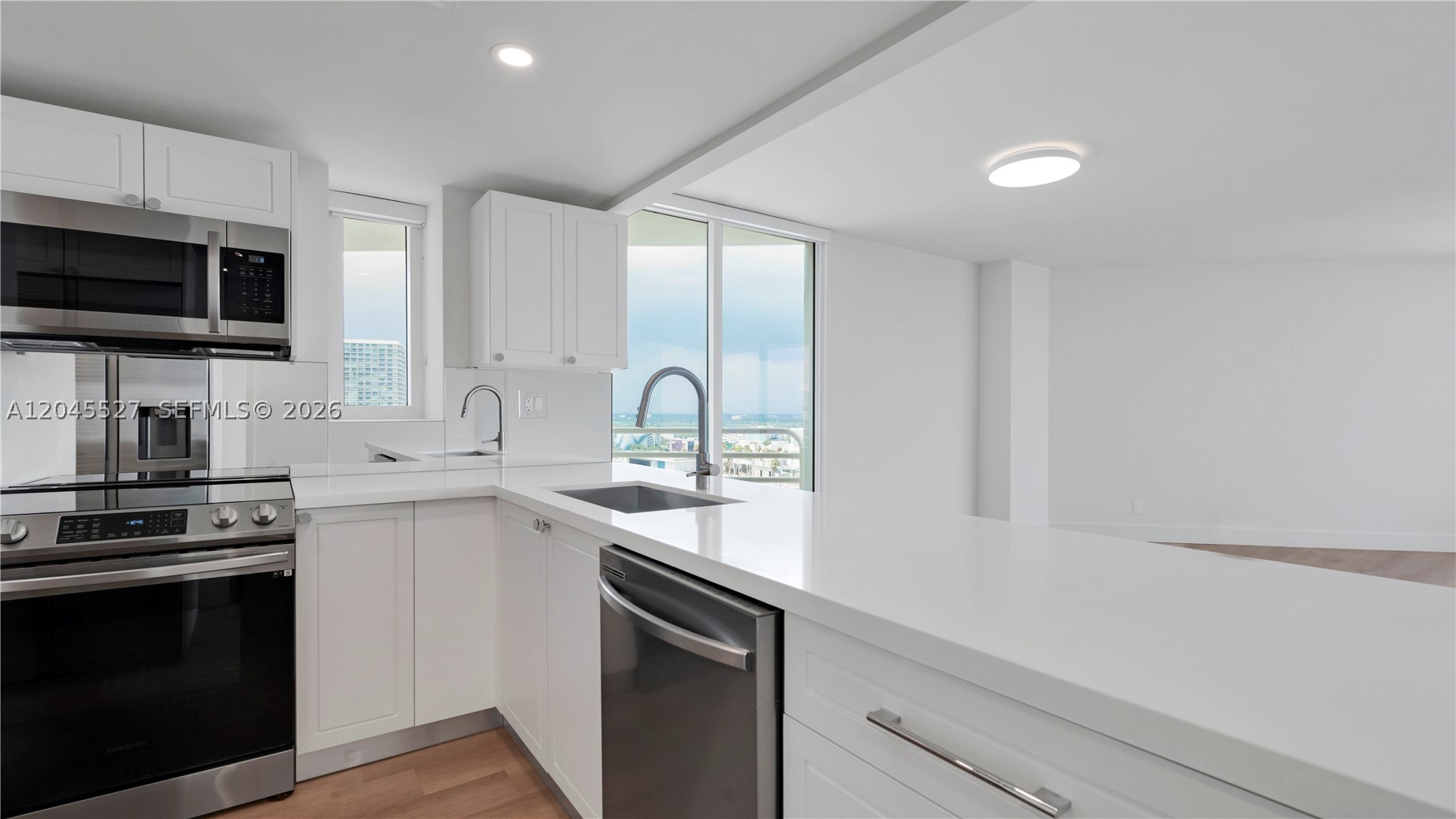 The Hamilton - Residential Lease