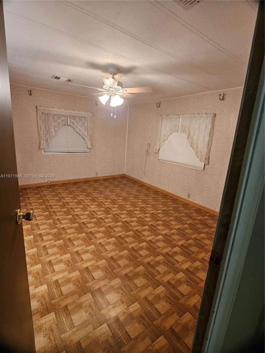 HIGHLAND MEADOWS ESTATES - Residential