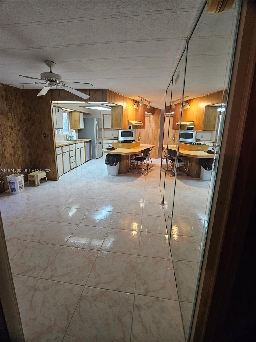 HIGHLAND MEADOWS ESTATES - Residential