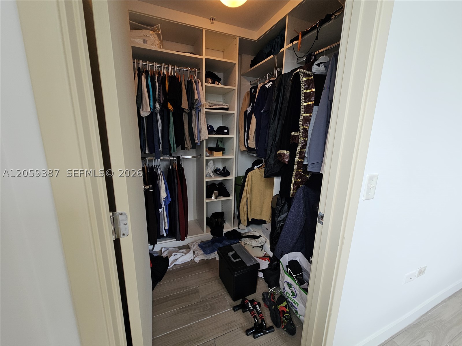 NINE AT MARY BRICKELL VIL - Residential