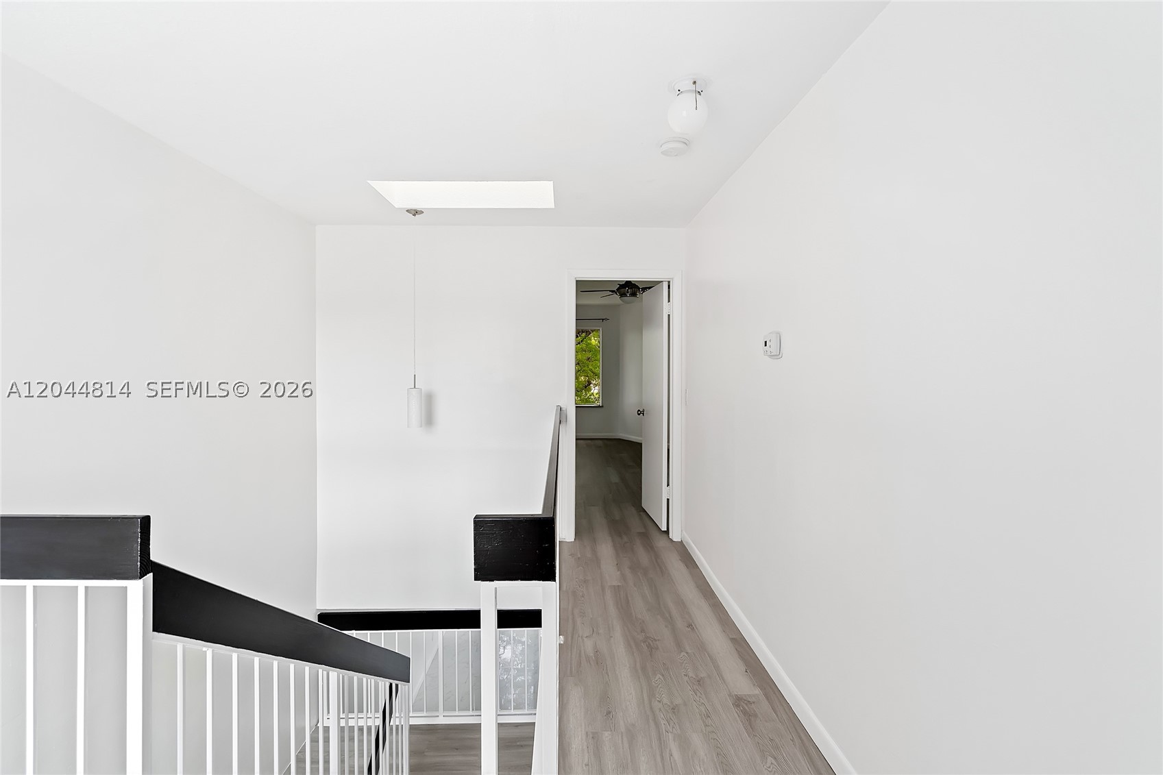 MAPLEWOOD TOWNHOUSES COND - Residential Lease