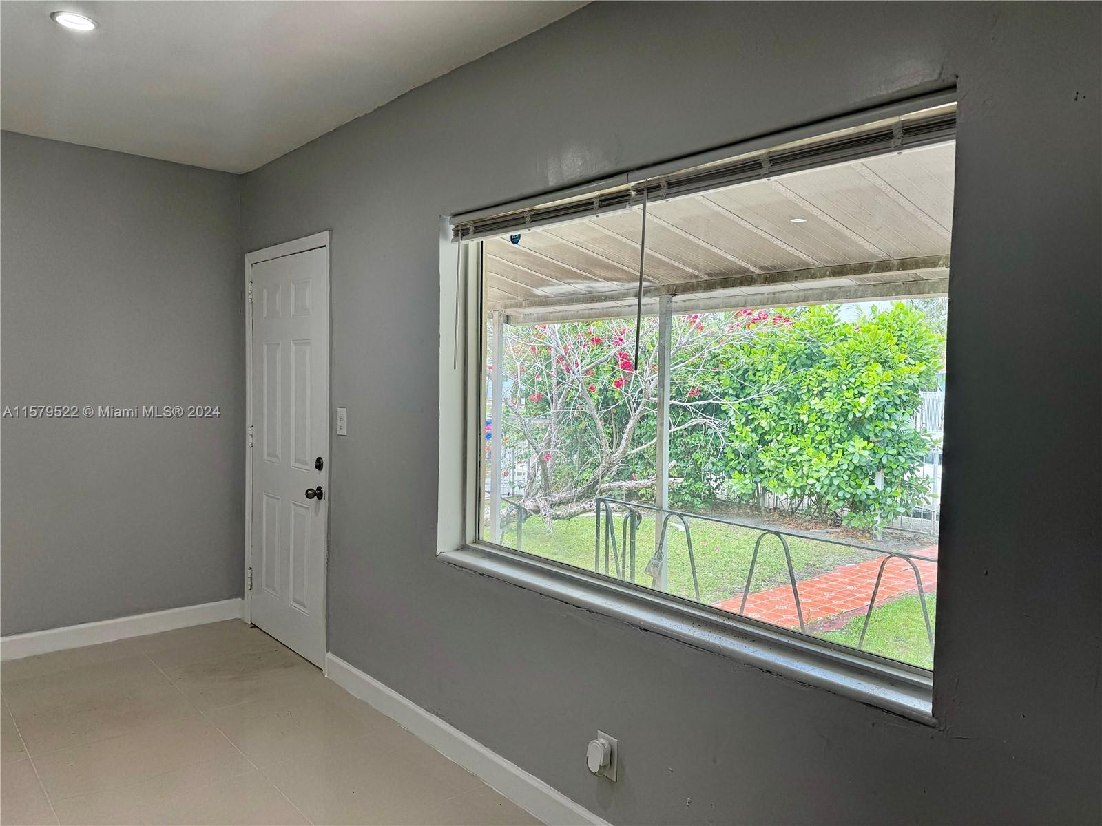CRESTWOOD - Residential Lease