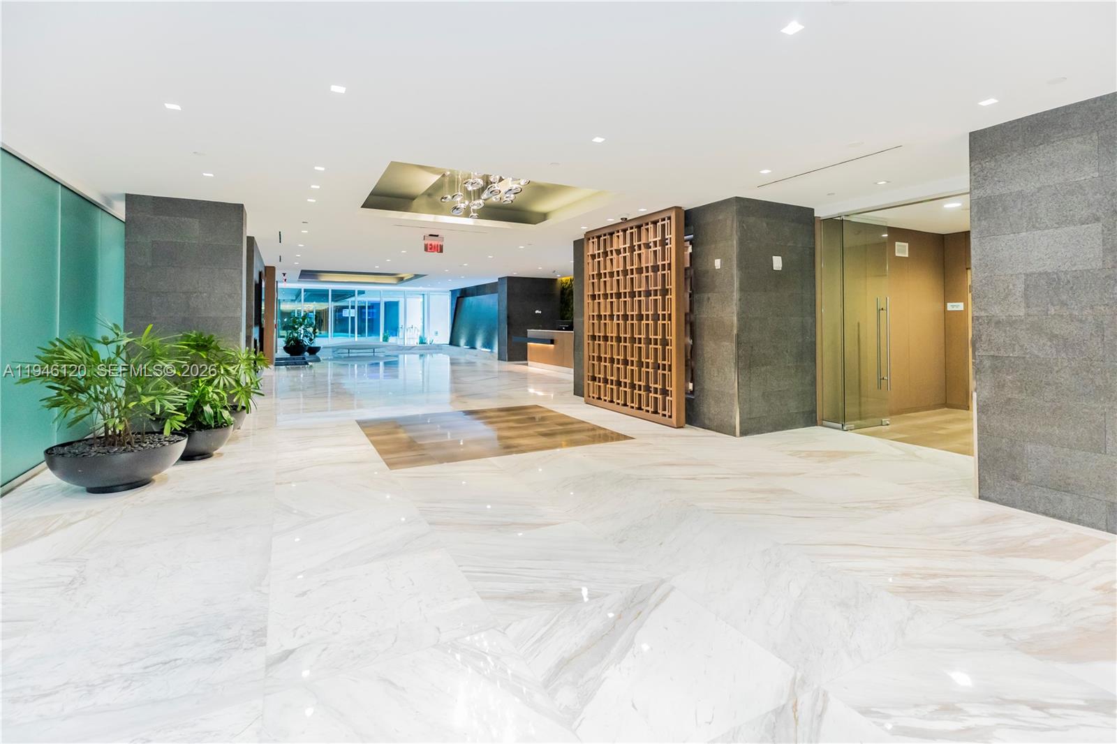 400 SUNNY ISLES CONDO WES - Residential