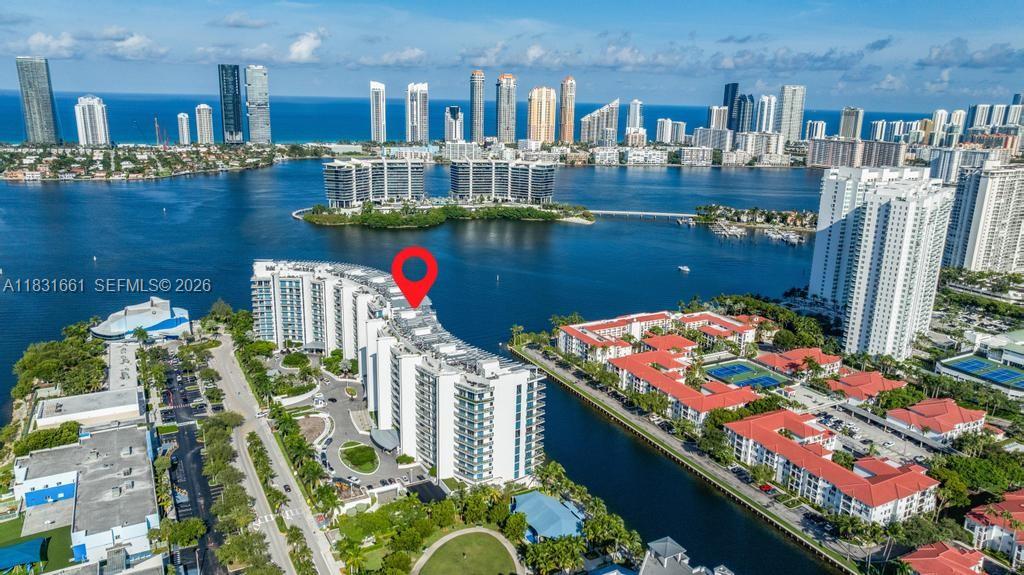 ECHO CONDO - Residential