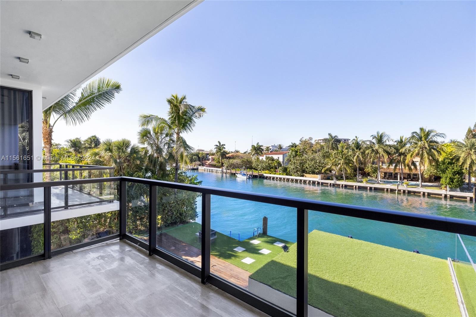 MID GOLF EXTENSION SUB - Residential
