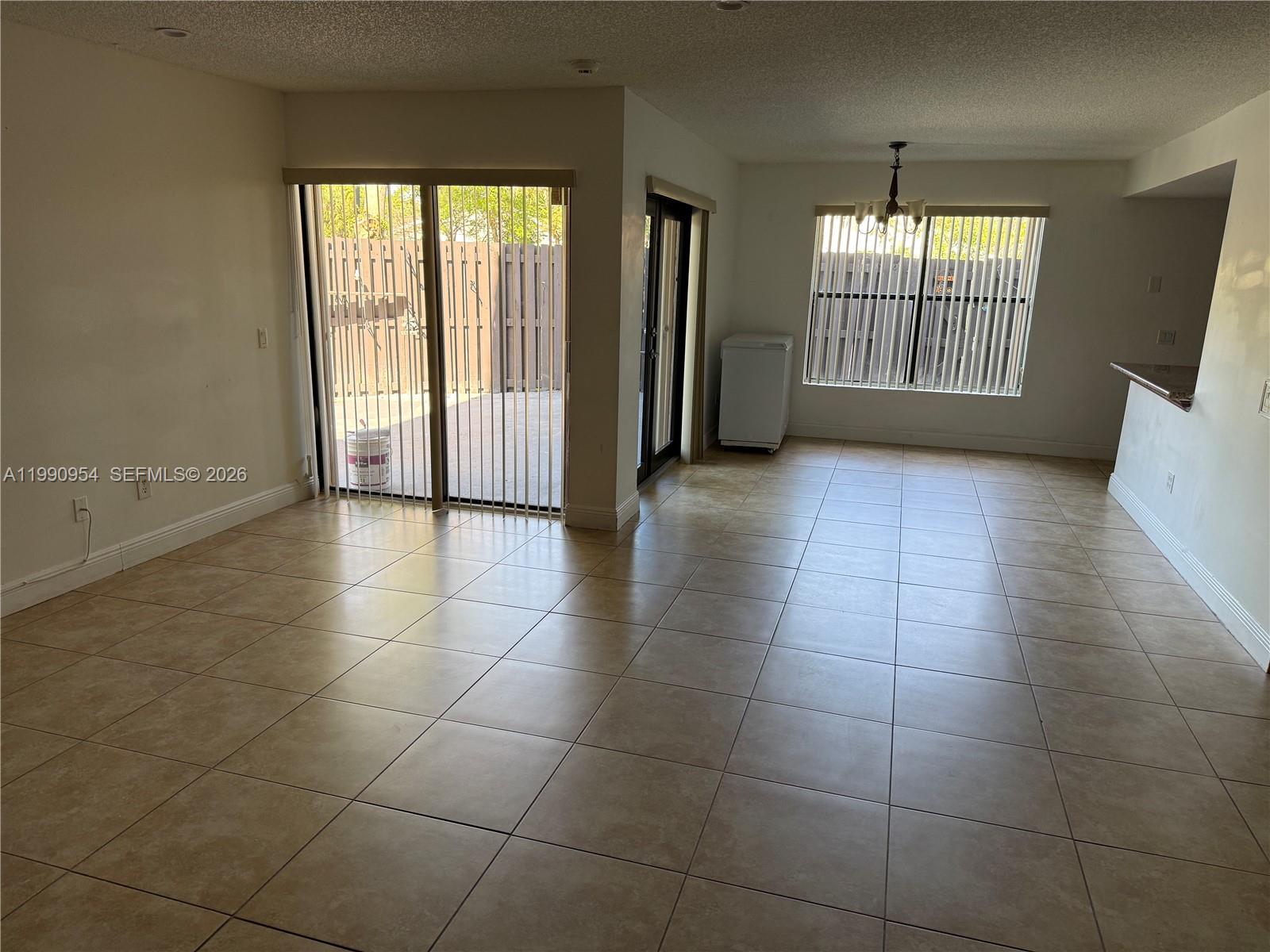 LAKES MEADOW VILG HOMES C - Residential