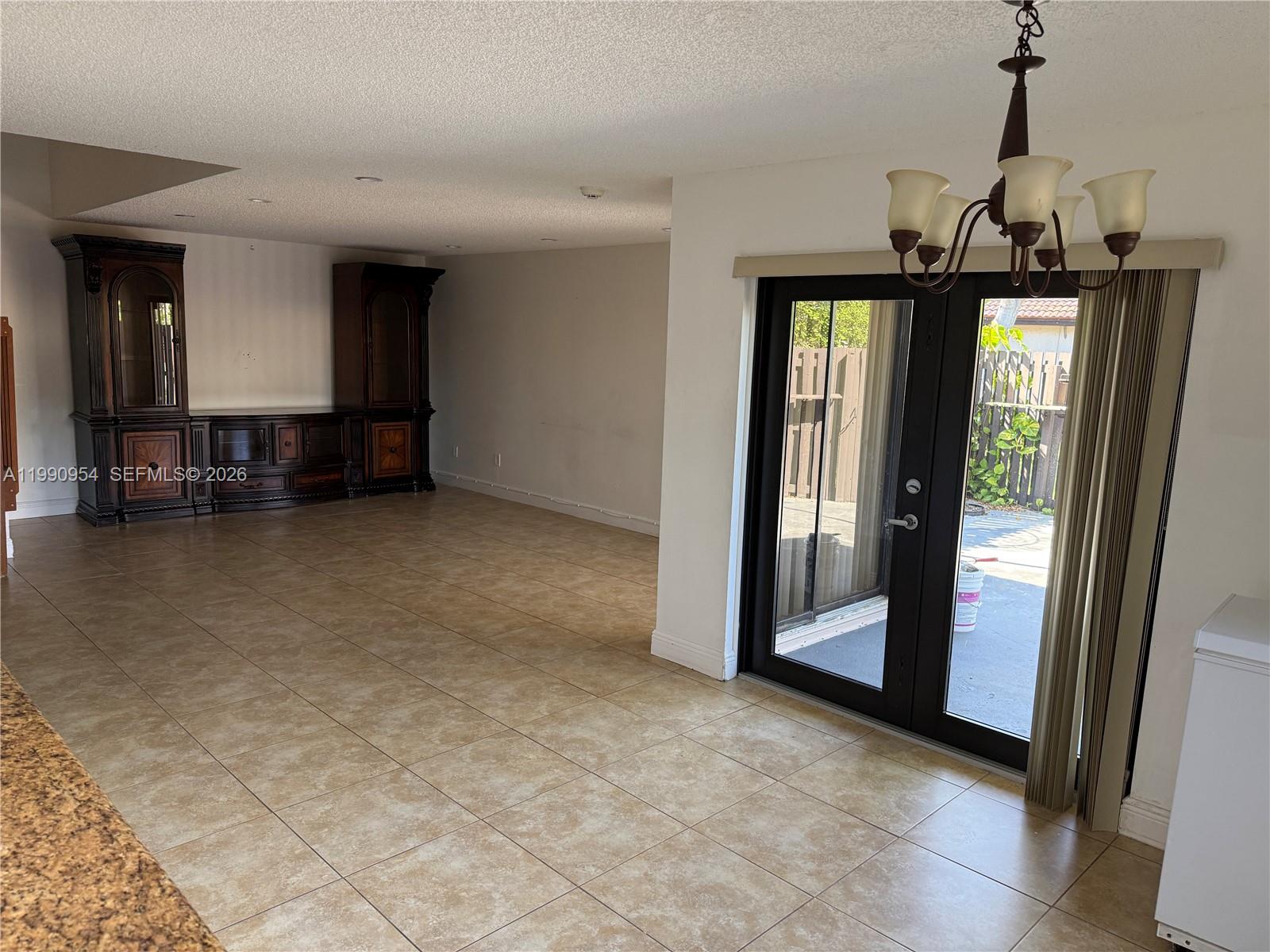 LAKES MEADOW VILG HOMES C - Residential
