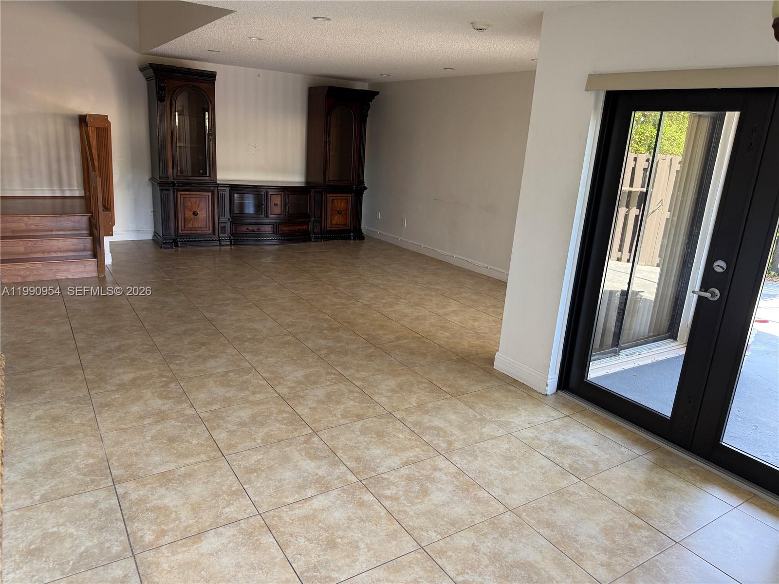 LAKES MEADOW VILG HOMES C - Residential